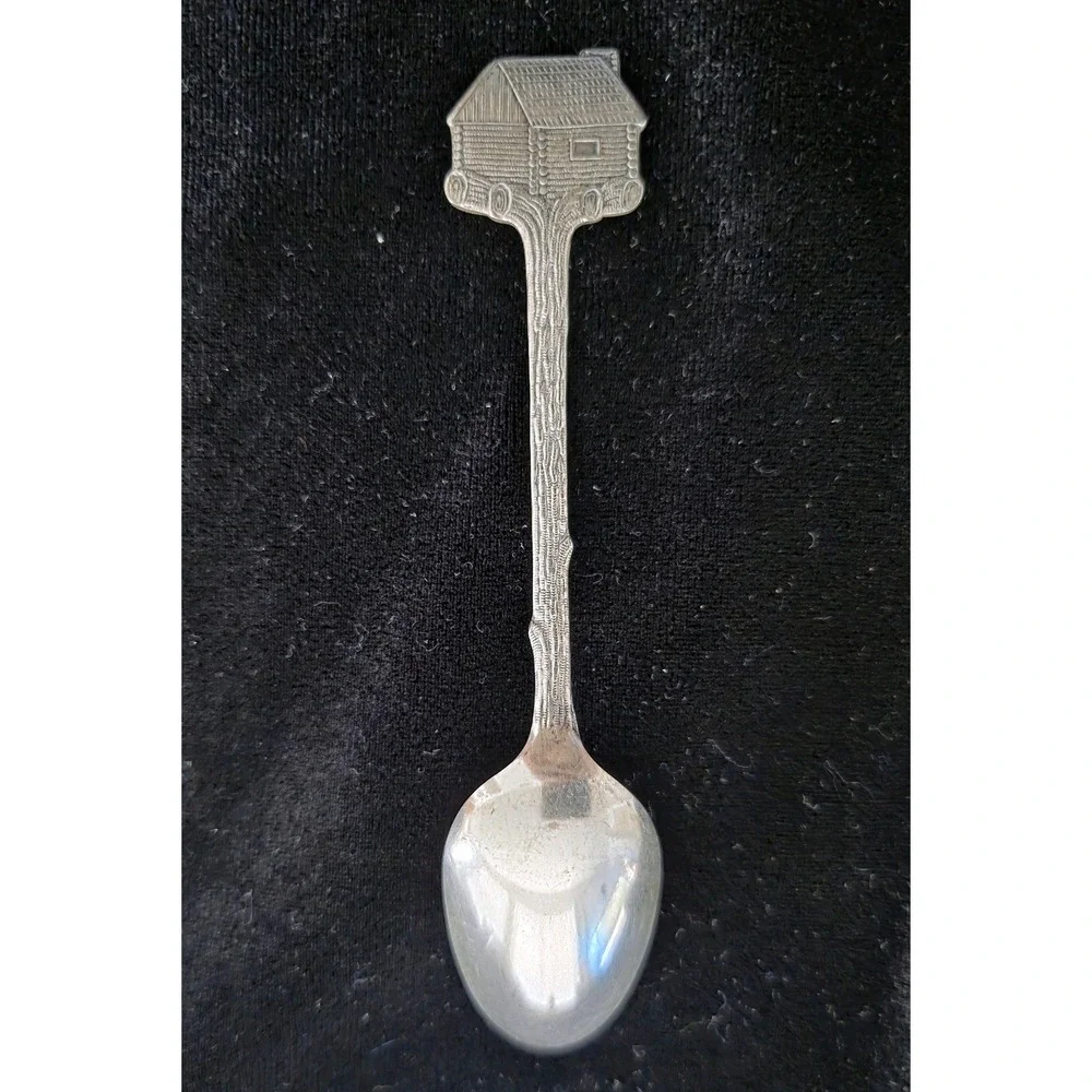 VTG Towle's Log Cabin Syrup Advertising Souvenir Spoon Silver Plated