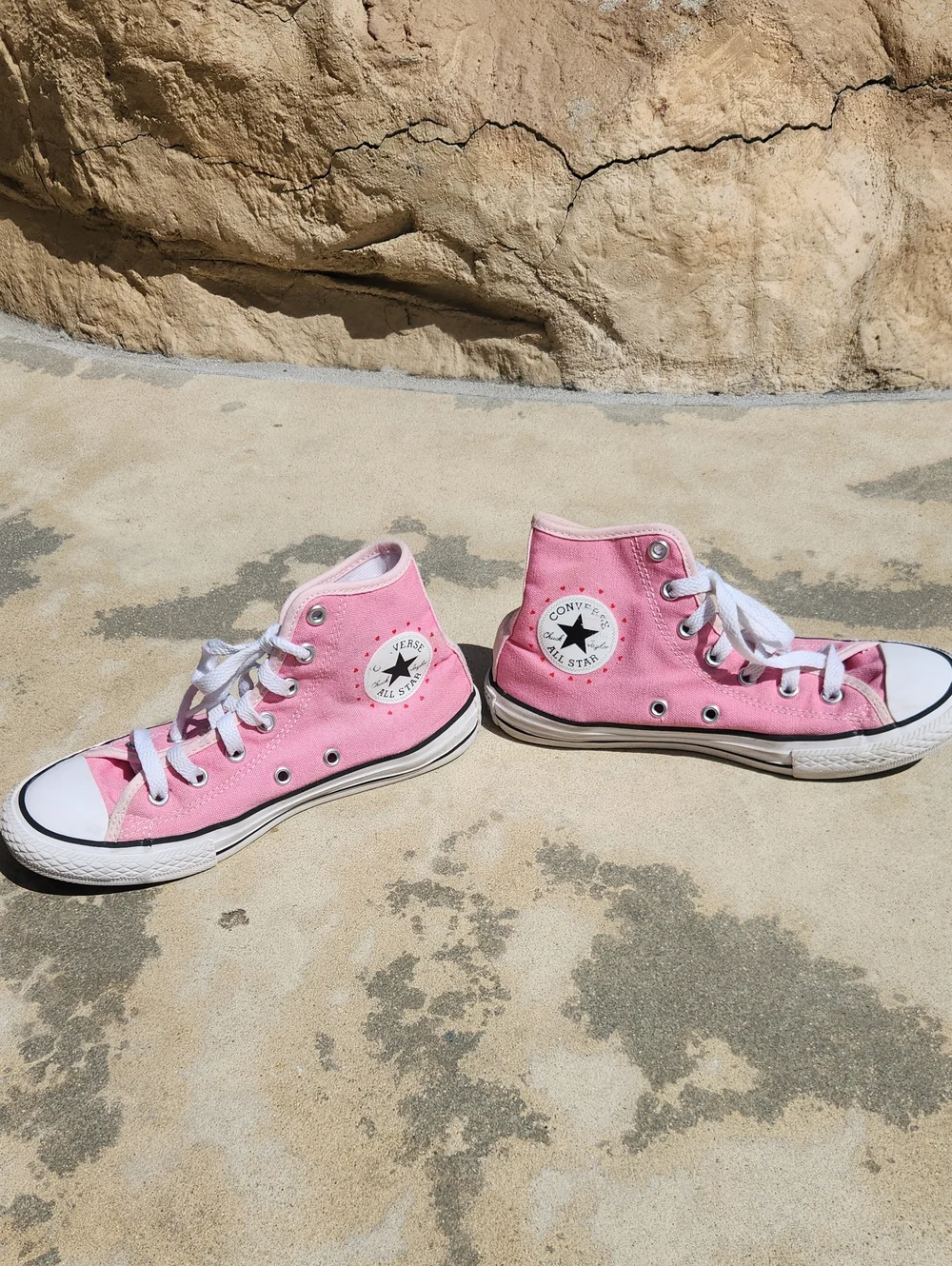 Converse Pink Chuck Taylor All Star Pink Heart High Top Size 2