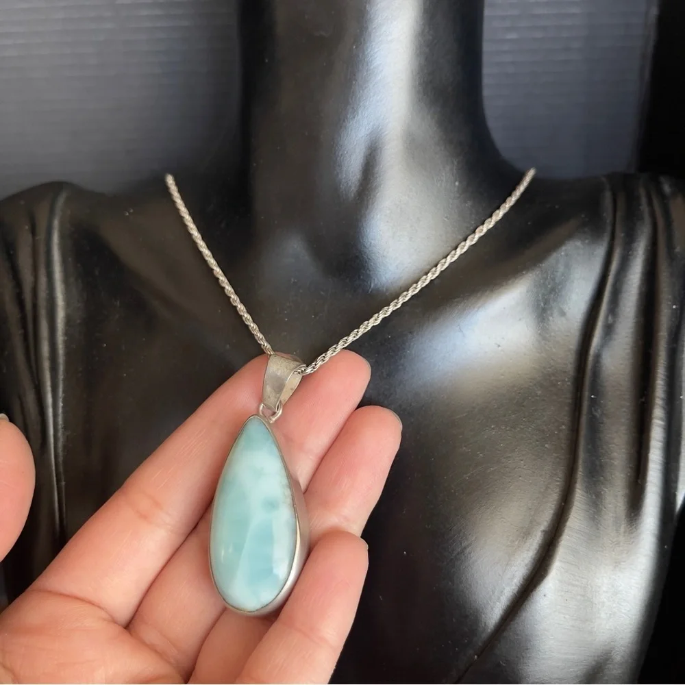 N/A this necklace
