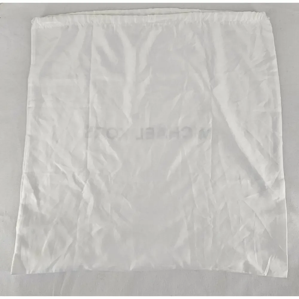 MICHAEL KORS LARGE WHITE DUST BAG – 22
