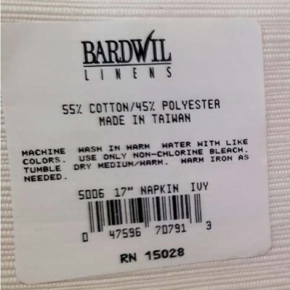 NWT Set of 4 Bardwil Linens Ivory Placemats and Napkins Table Linens