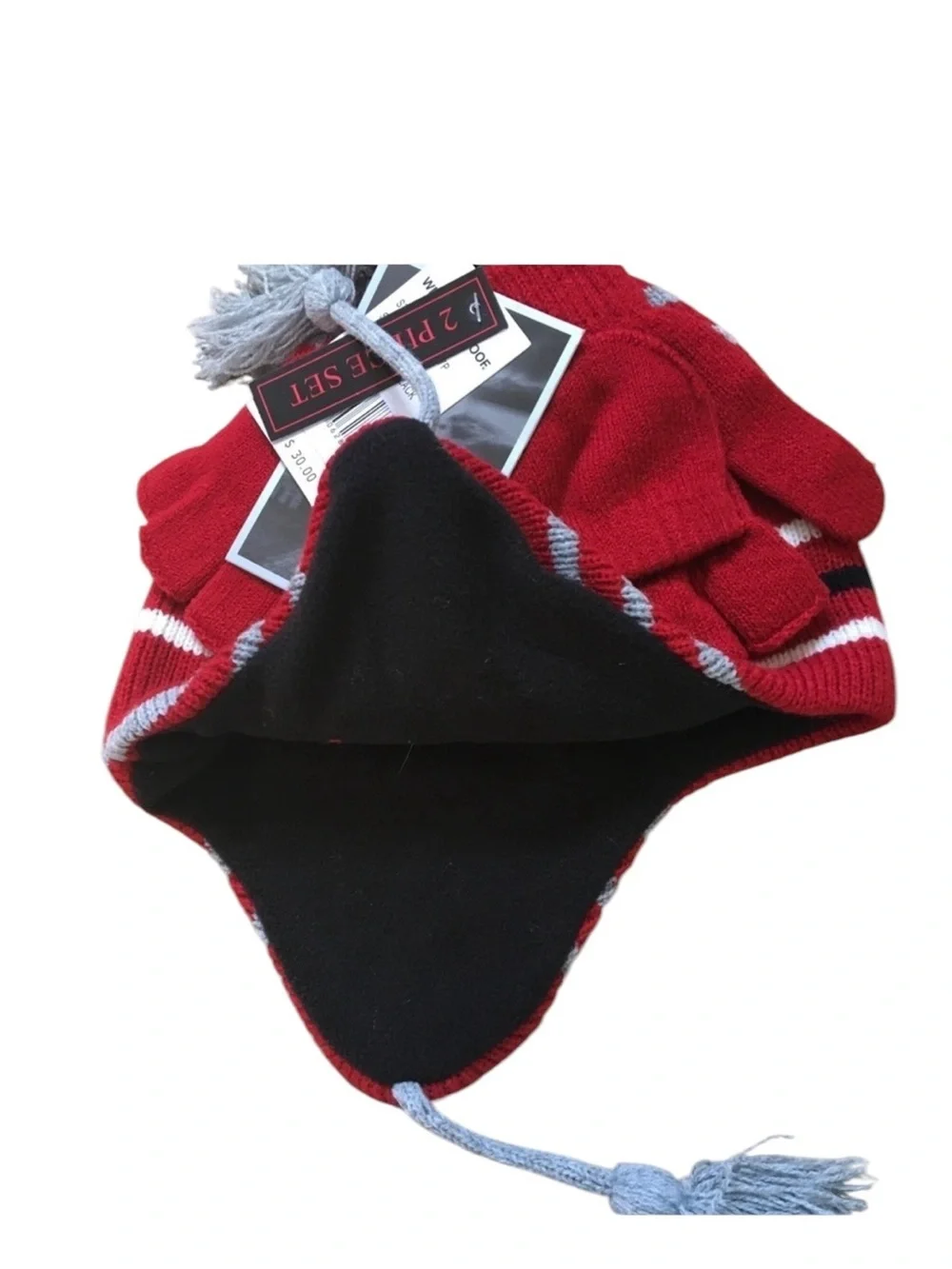 Knit Pom Pom Hat w globes , waterproof, new w tag