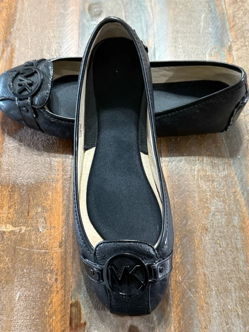 Michael Kors Size 8M Black Slip On Leather Round Toe Ballet Flats NWOT