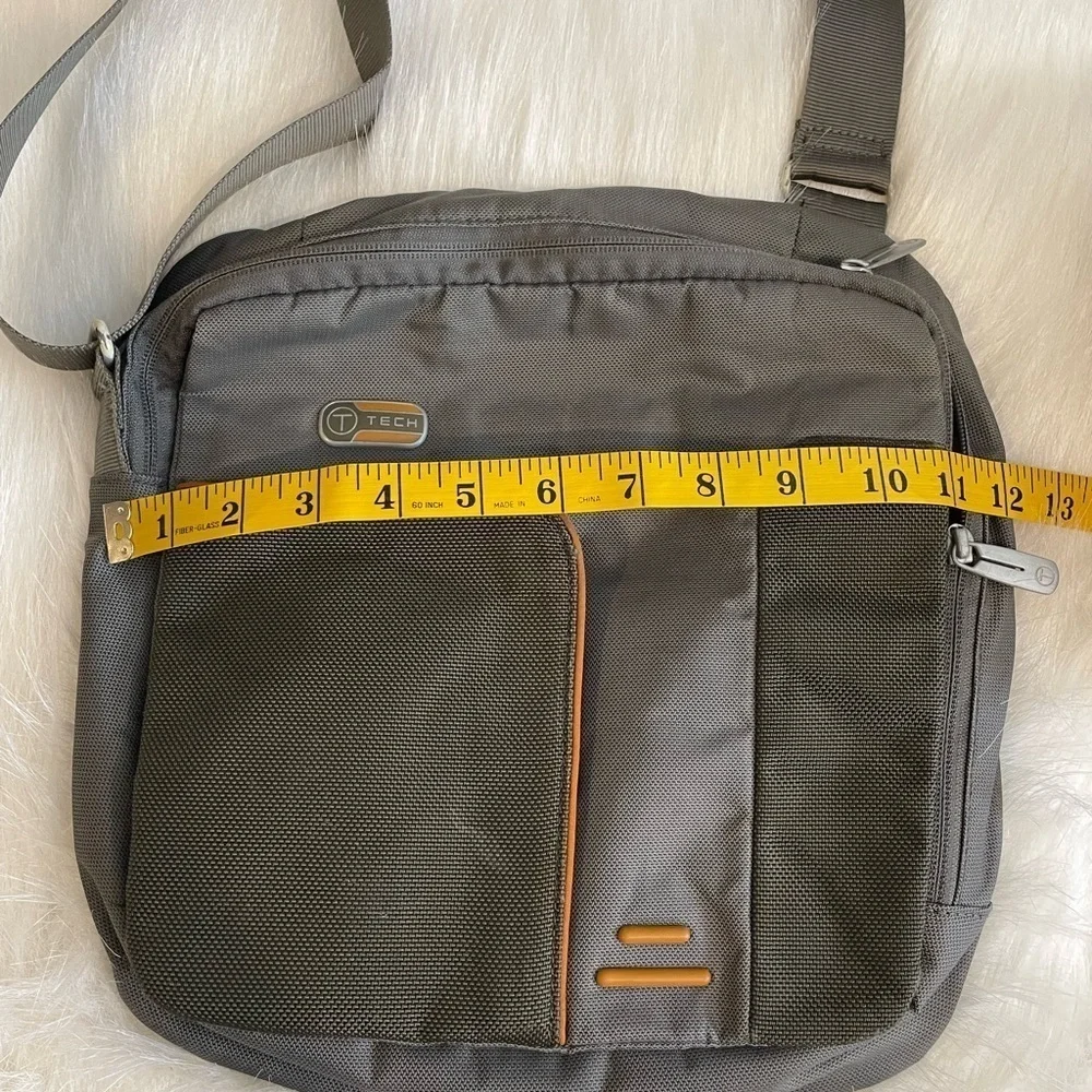 Tumi measures about