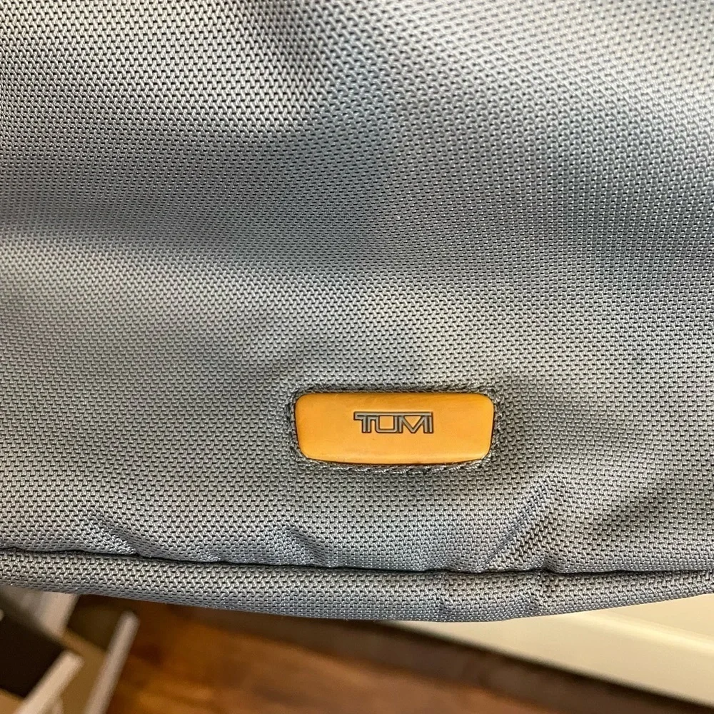 Tumi measures about