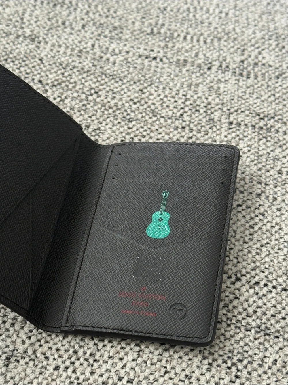 Louis Vuitton 100% authentic