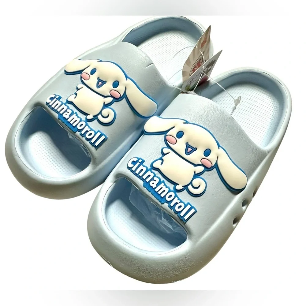 Sanrio charming slippers