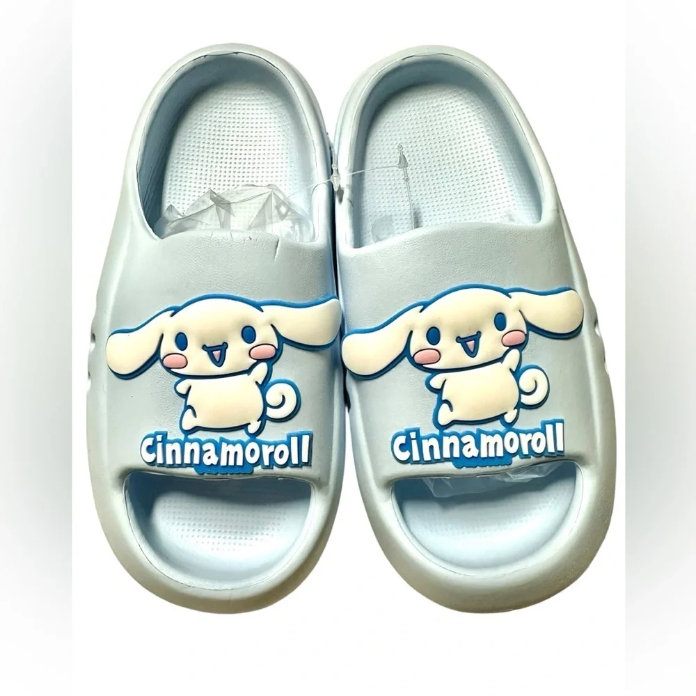 Sanrio charming slippers