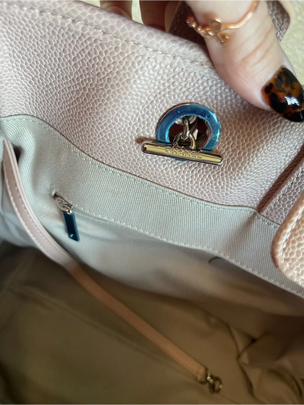 CHANEL strap 28cm