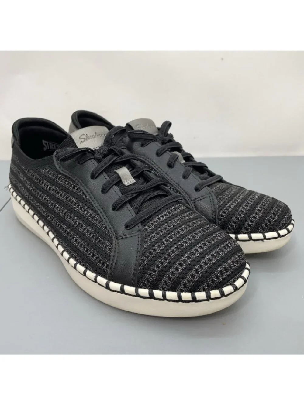 Skechers pictures sneakers