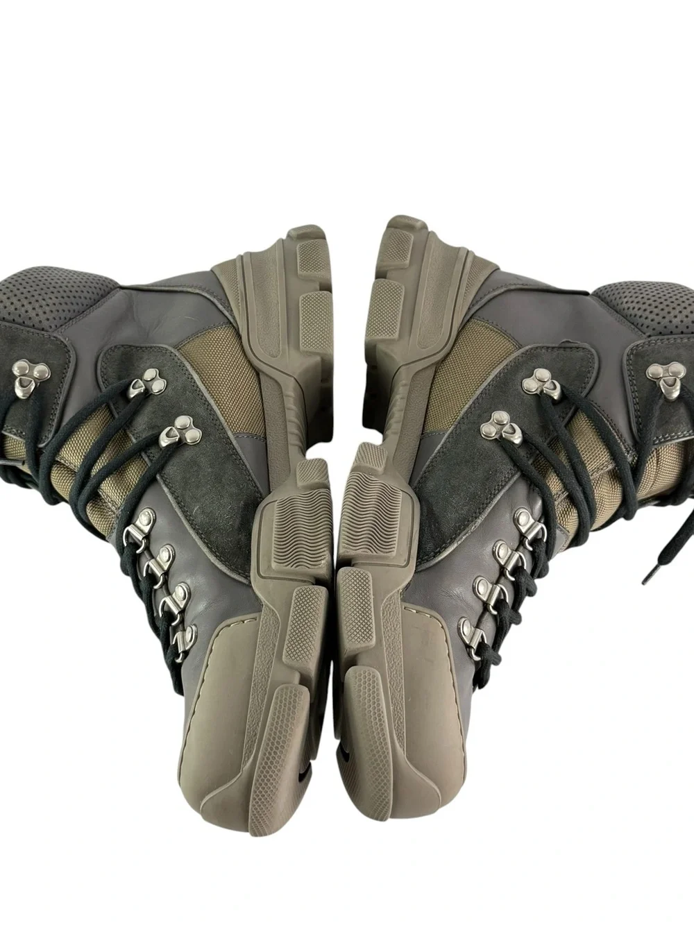 Gucci shoes are