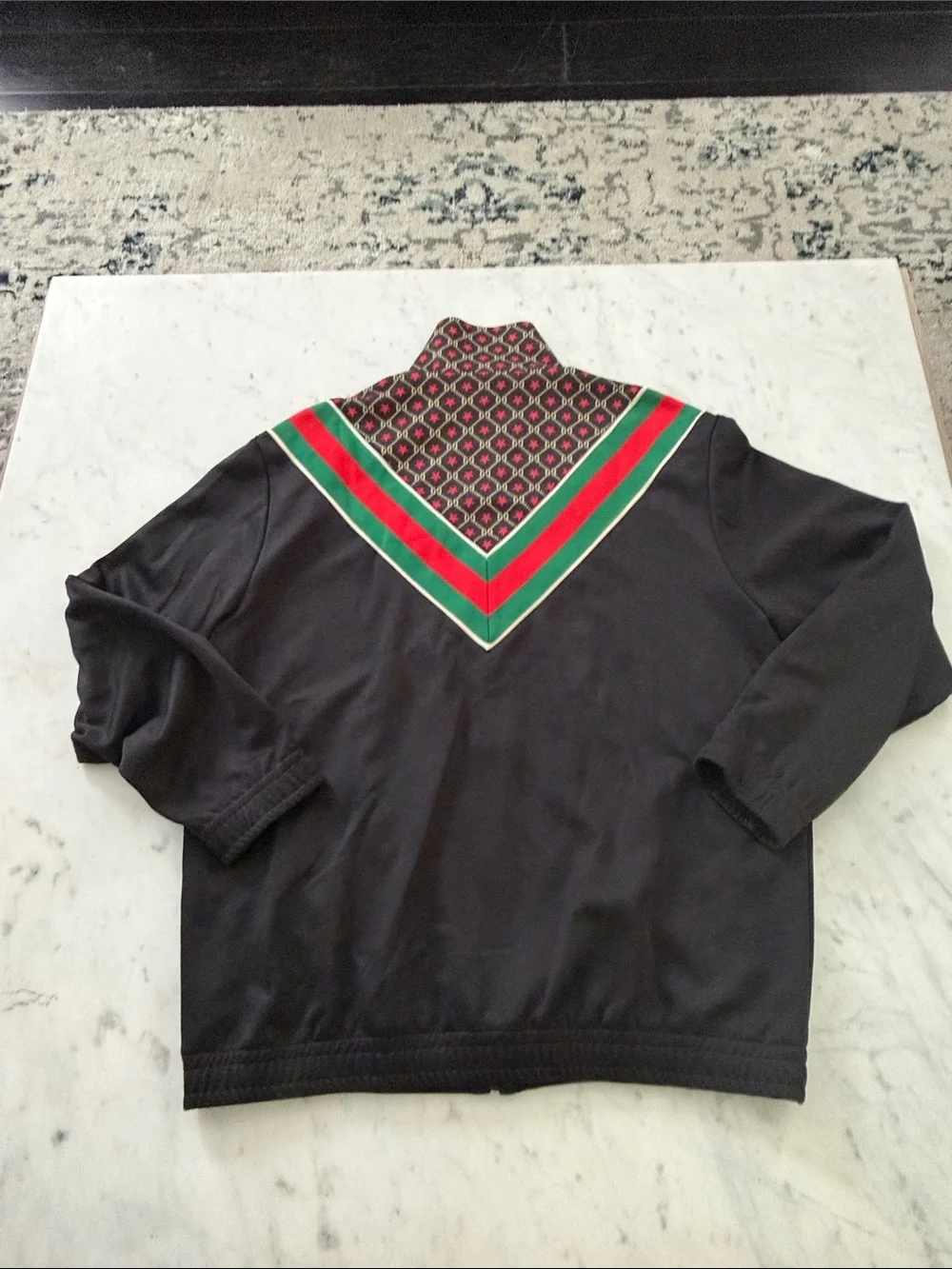 Gucci authentic track