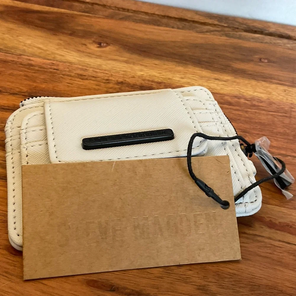 Steve Madden Mini Wallet Card Holder – Zip Coin Purse – NWT