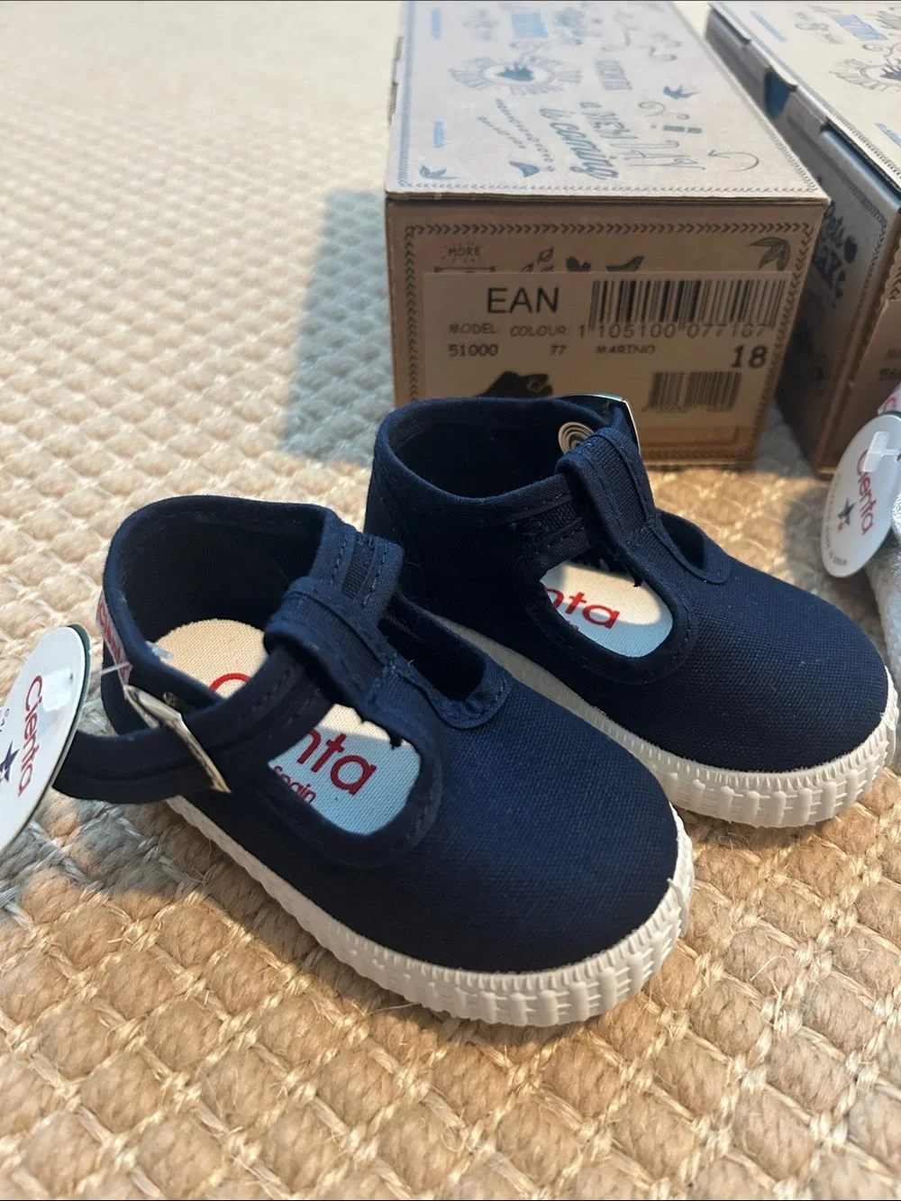 Cienta style tags velcro