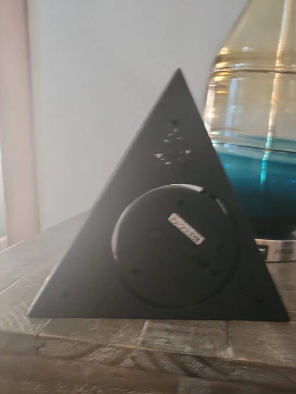 N/A black triangle