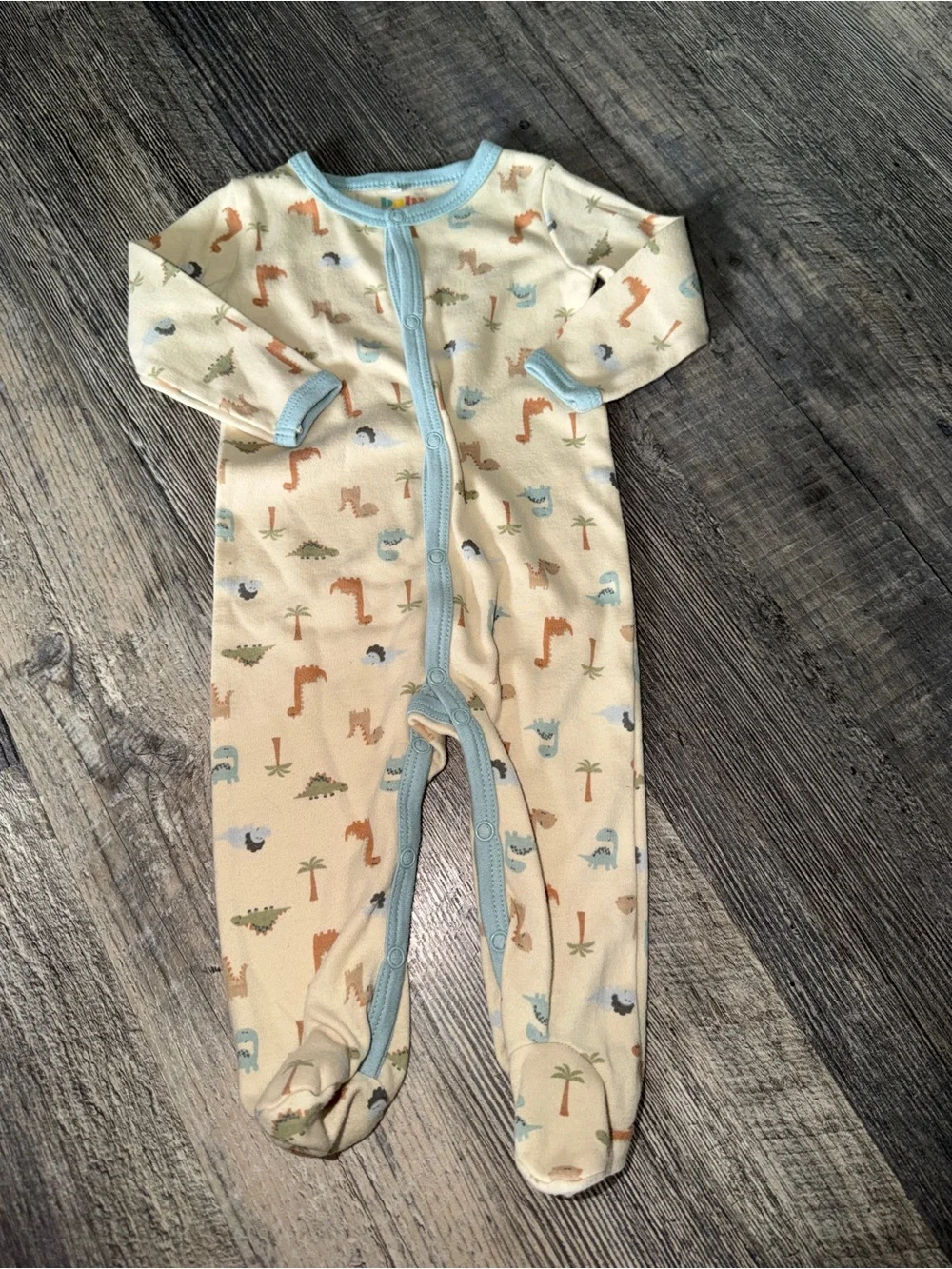 Neutral Dinosaur Print Cotton Footed One-Piece sleeper Lot 3-6M Bundle Carter’s