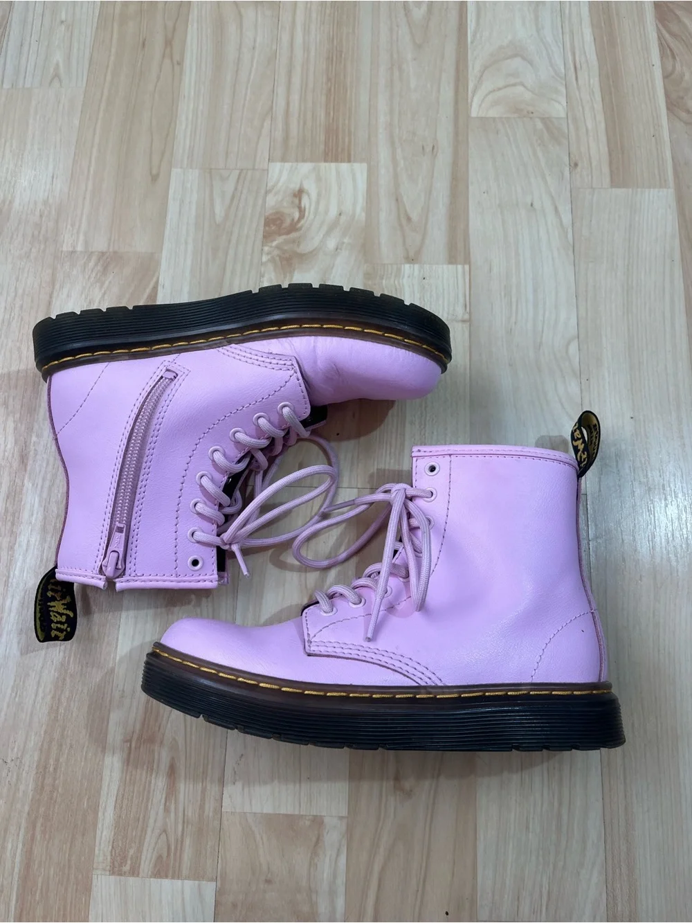 Dr Martens Junior Zavala J Combat Boots Pastel Pink Leather Lace Up  1