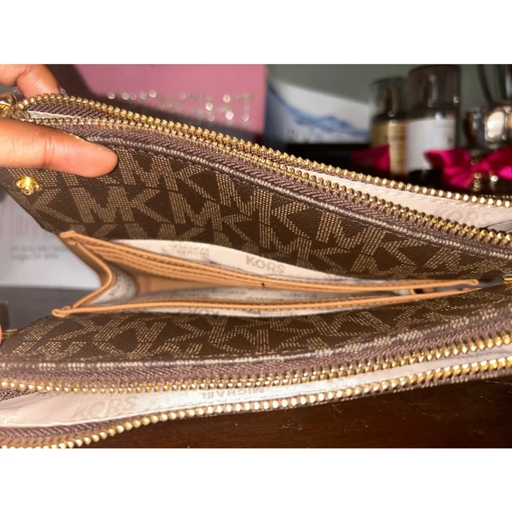 Authentic Michael Kors Original Fulton Double Zip Crossbody Brown