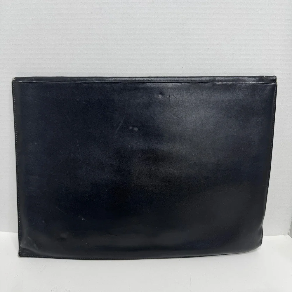 Gucci Vintage Black Leather Envelope Clutch Document Case Portfolio Italy