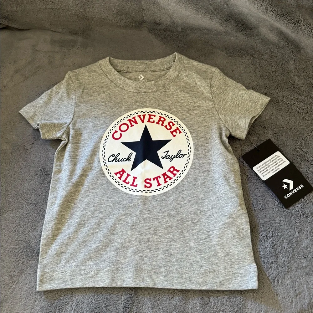 Converse front 2t size