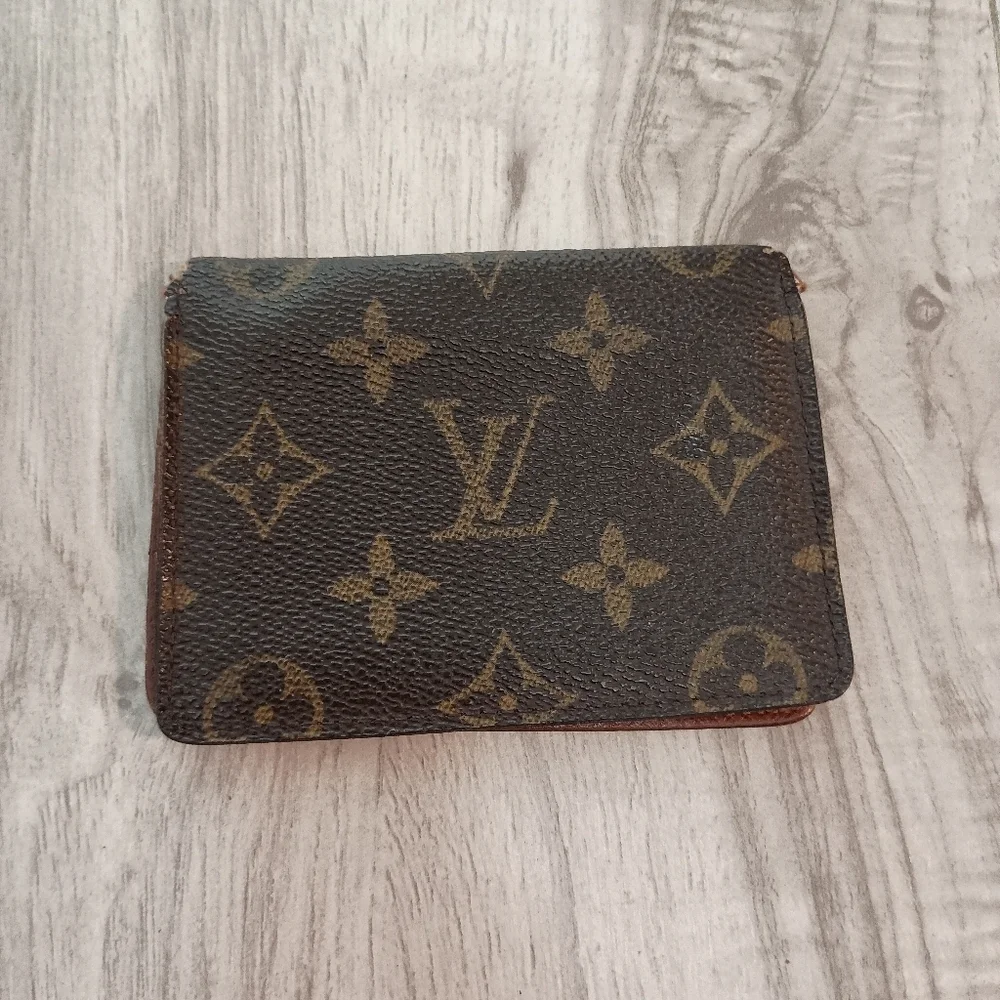 Authentic Louis Vuitton Monogram Porte 2 Cartes Vertical Pass Case