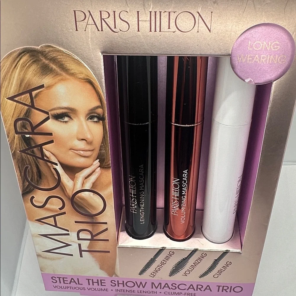 Paris Hilton water tags zero
