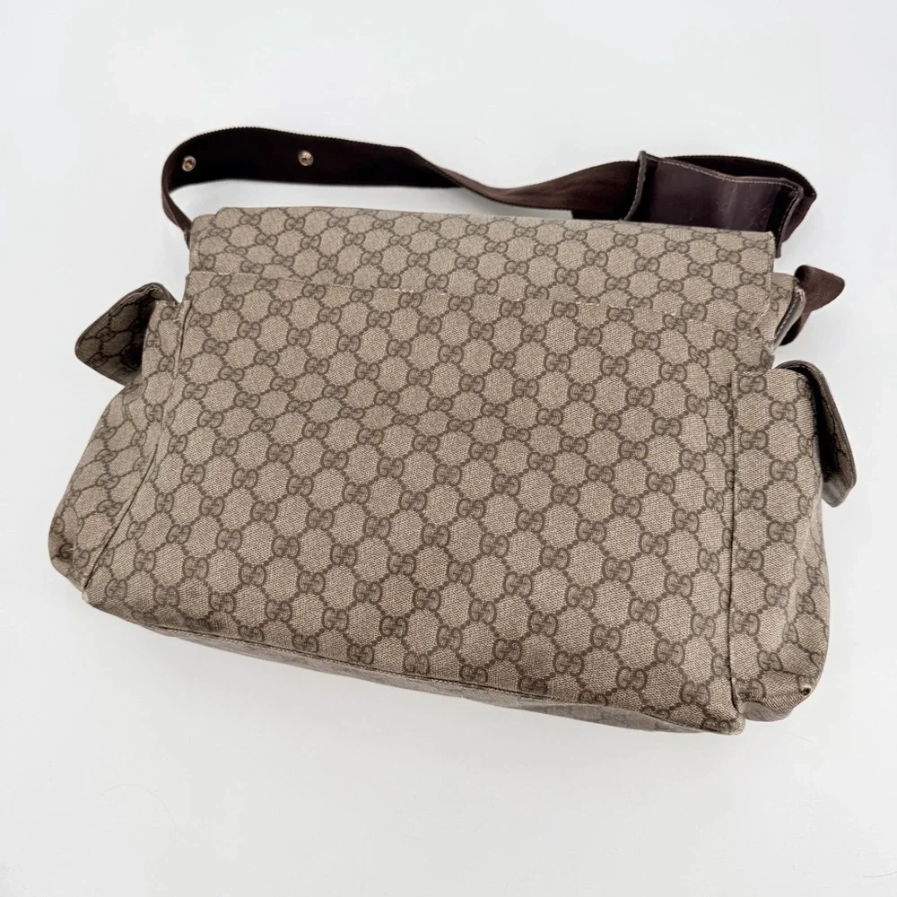 Gucci flaws shows
