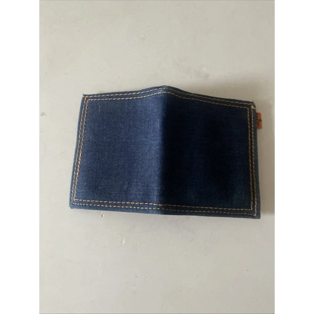Levis stylish it wallet
