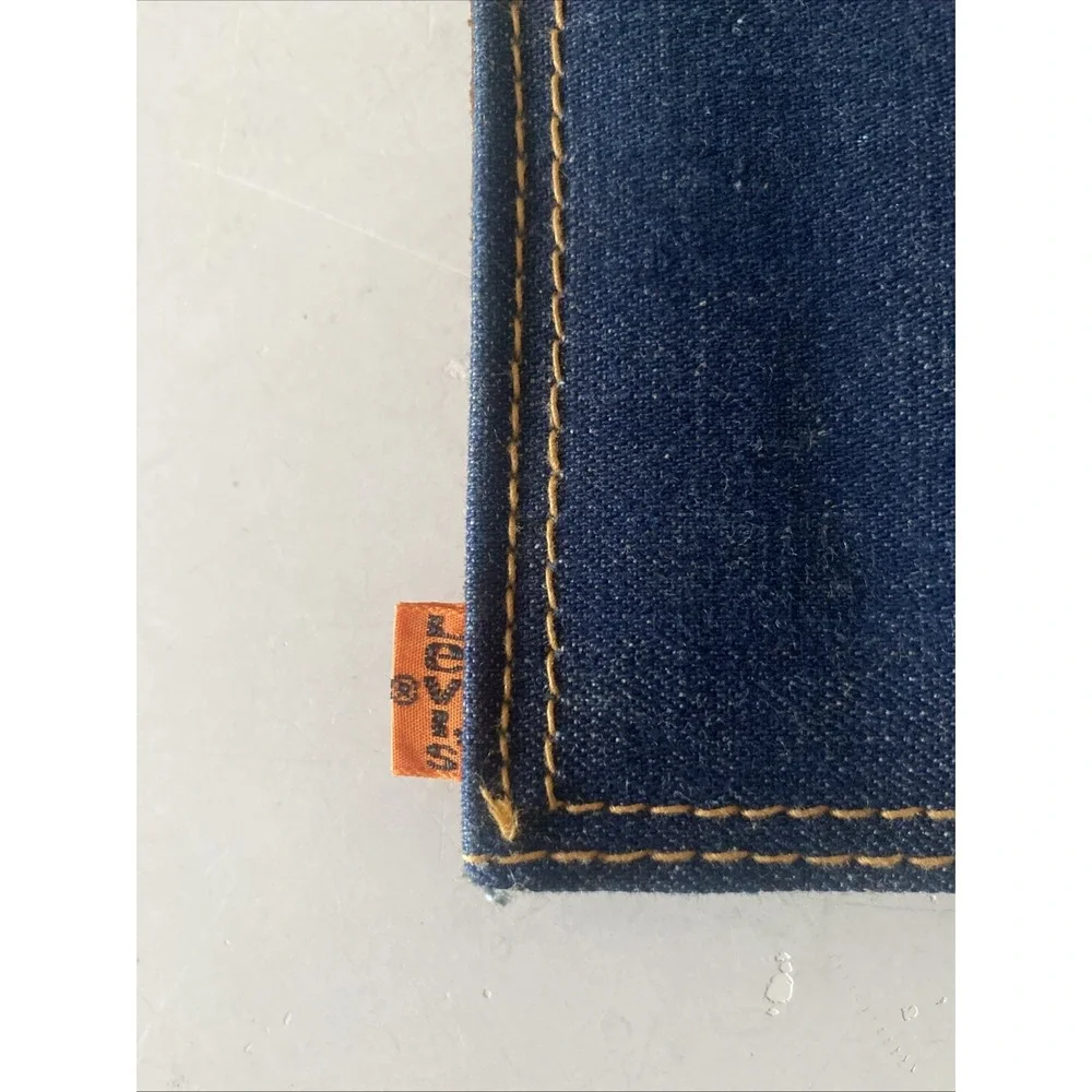 Levis rare includes