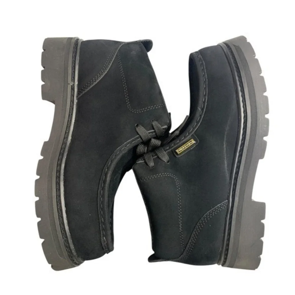 Lugz chukka boots