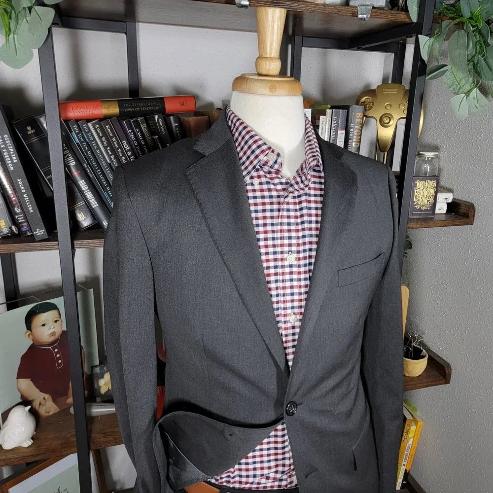 Banana Republic before completing