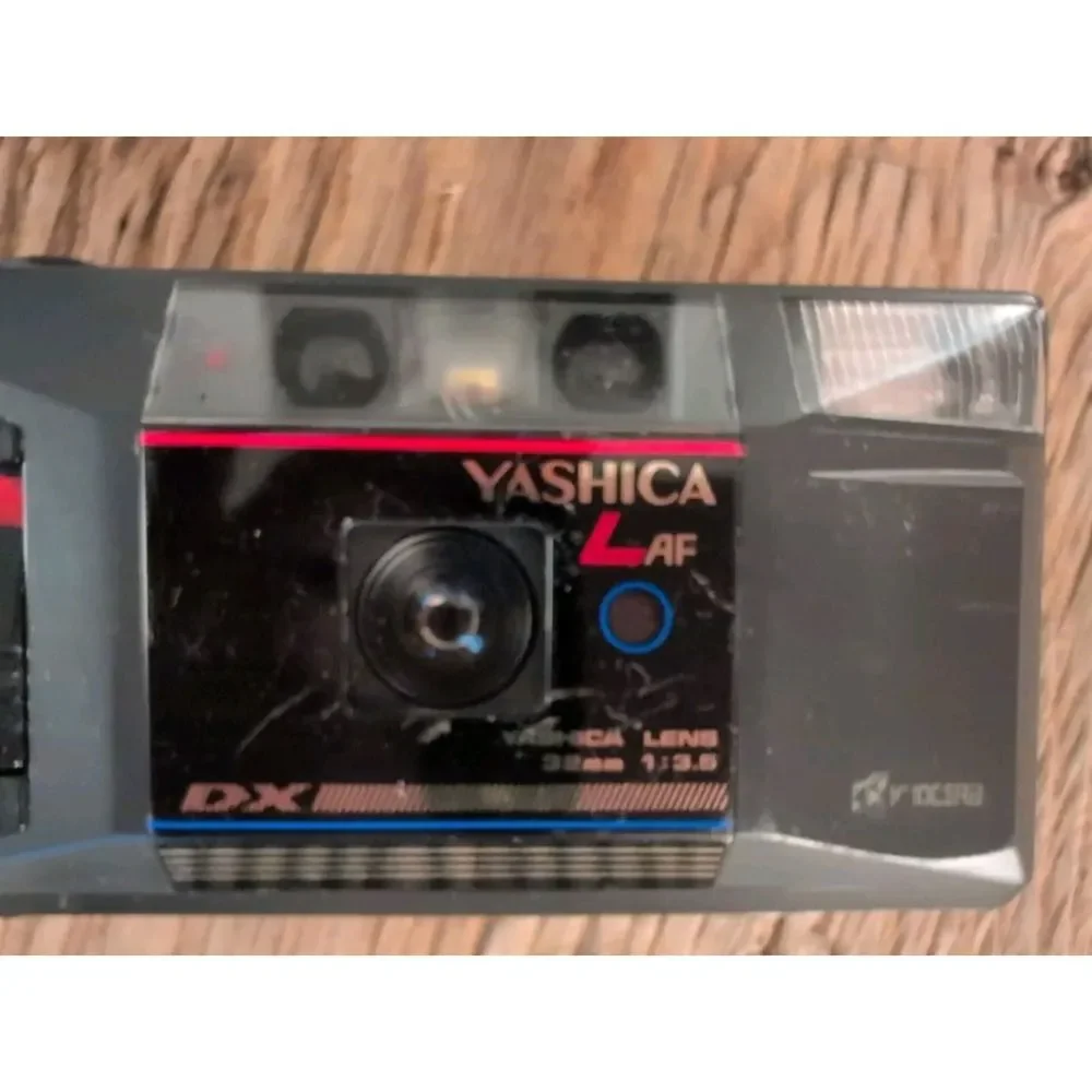 Yashica dx 35mm camera