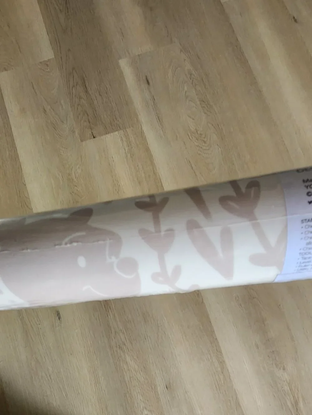 NWT: Disney Winnie the Pooh Peel and Stick Wallpaper (Tan) 20.5-in x 18-ft