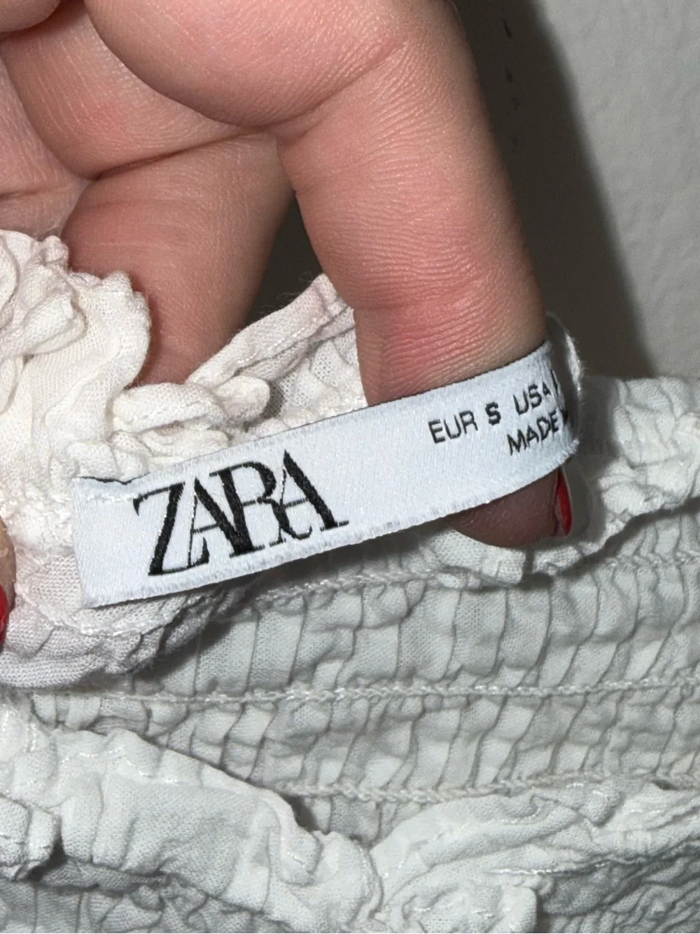 Zara white off