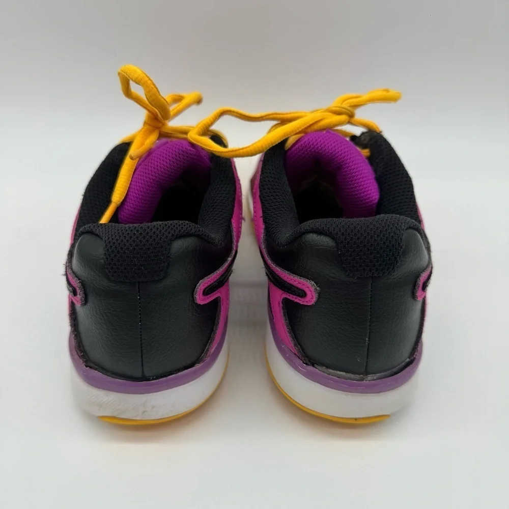 Nike ideal yellow everyday