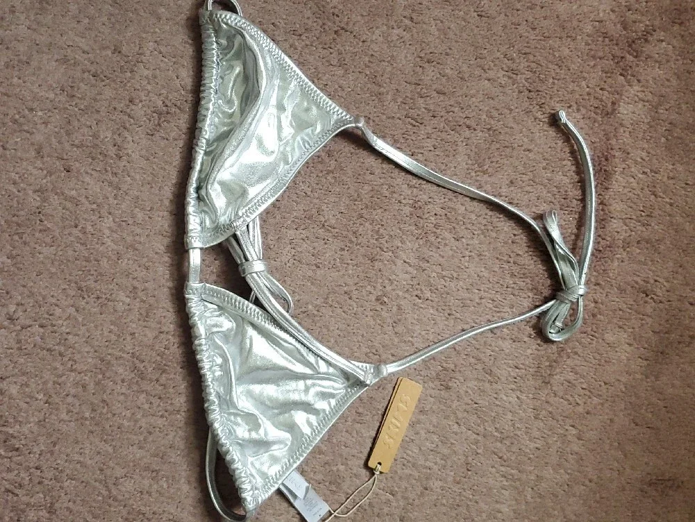 SKIMS shiny triangle