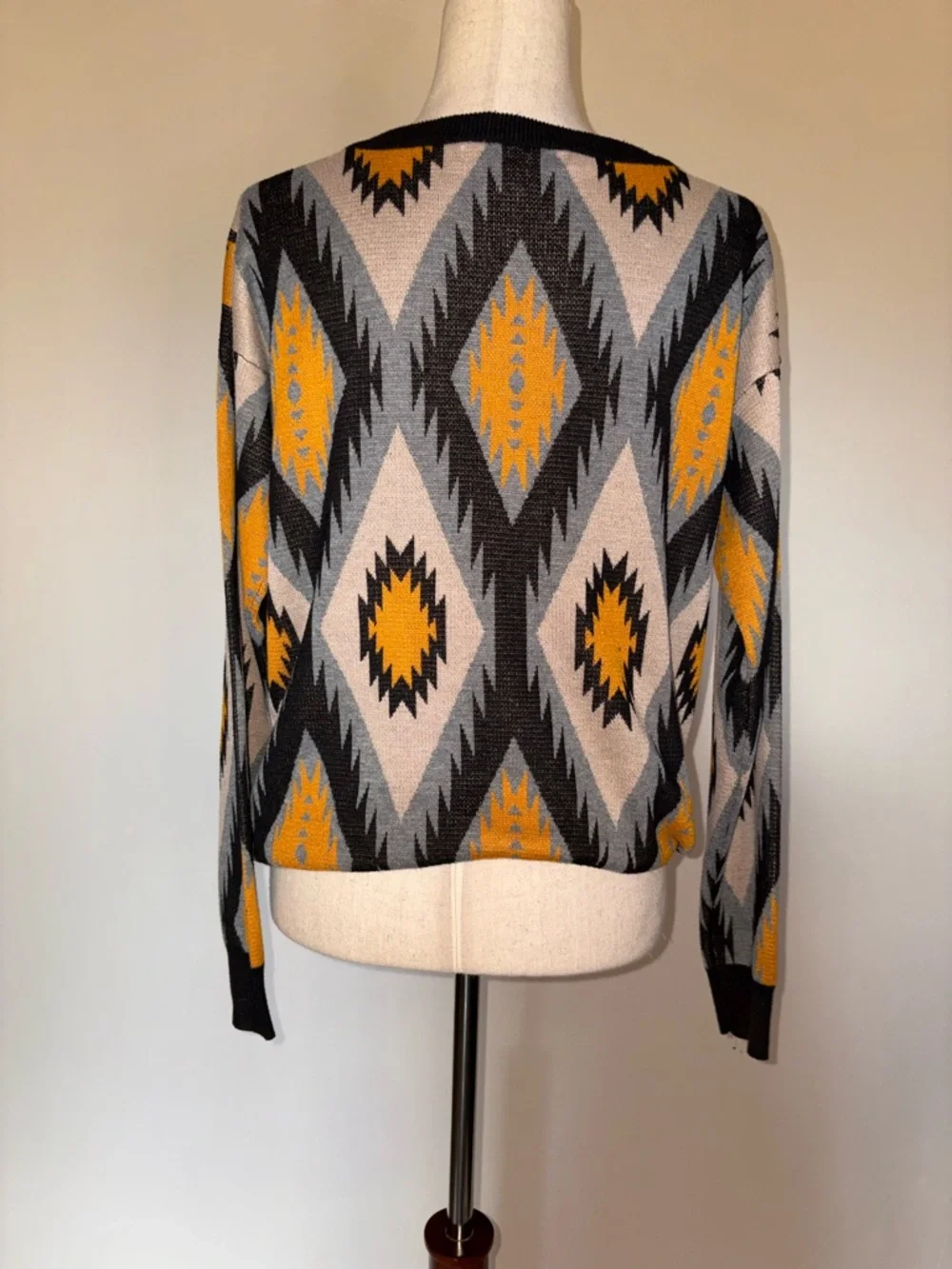 Flying Tomato knit gray