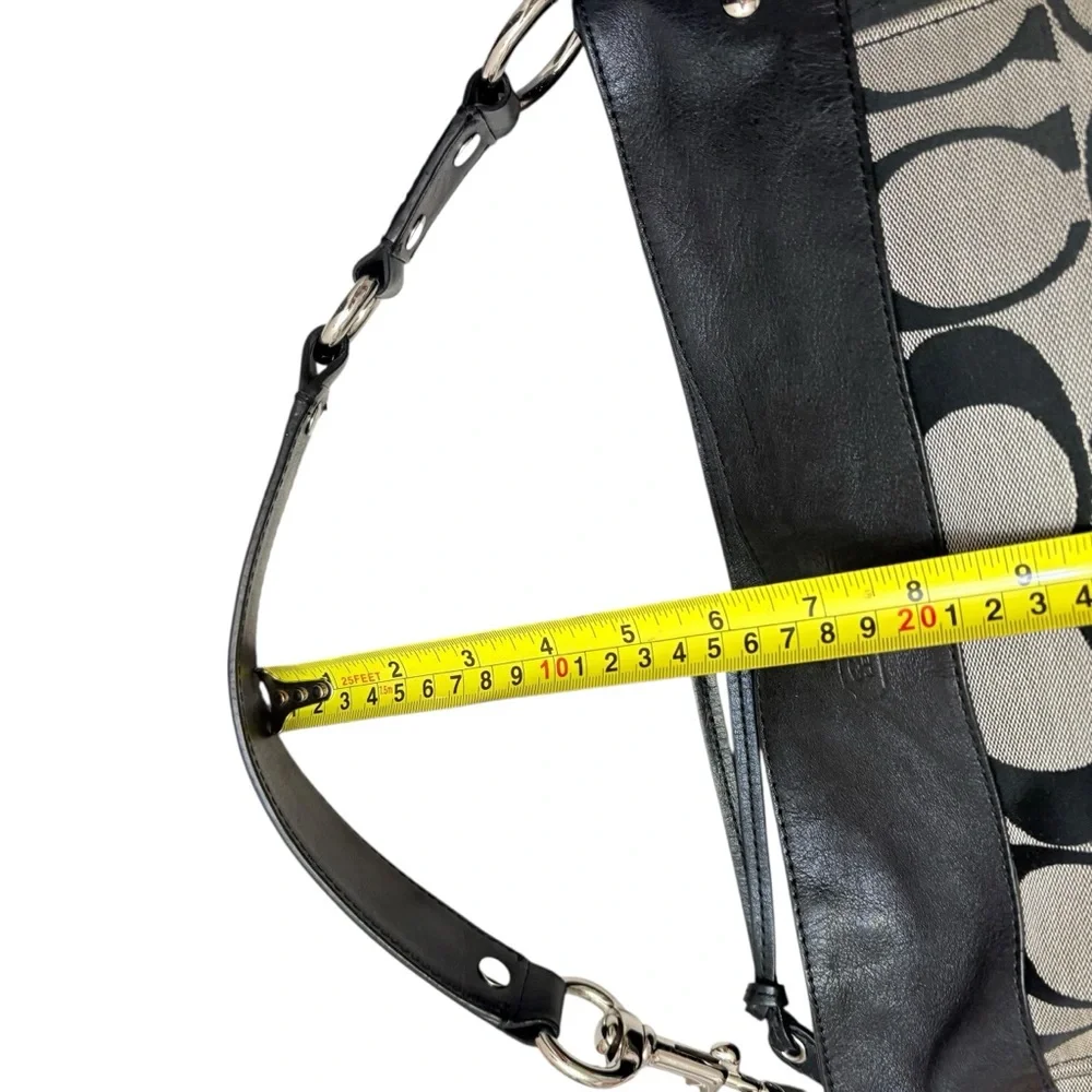 Coach vintage y2k large Zoe signature Black and Cream Hobo Bag f12674
