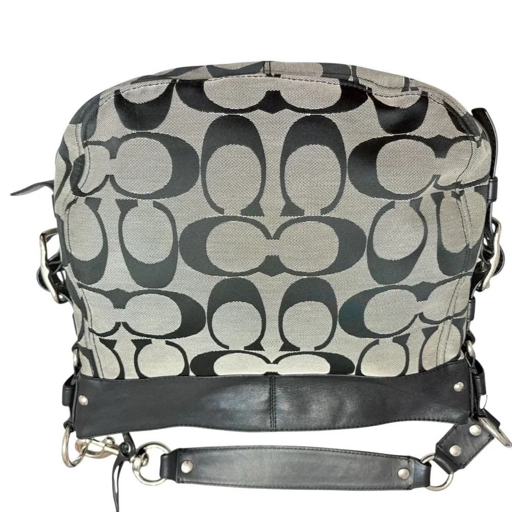 Coach vintage y2k large Zoe signature Black and Cream Hobo Bag f12674