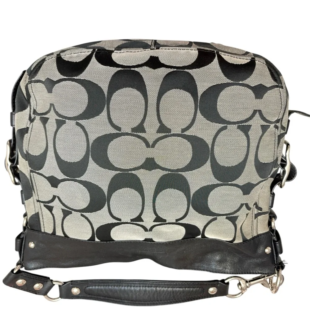 Coach vintage y2k large Zoe signature Black and Cream Hobo Bag f12674