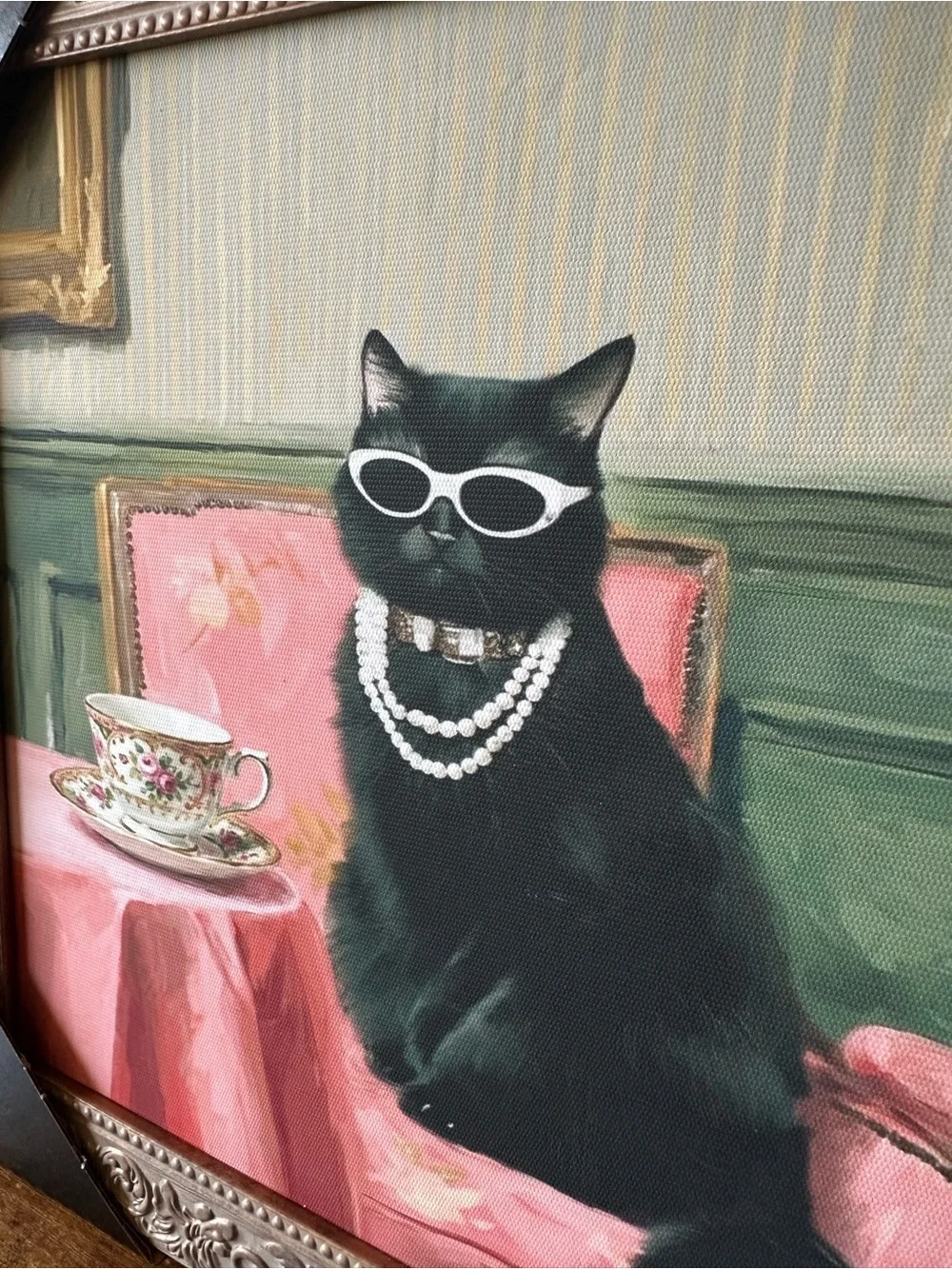 N/A stylish framed
