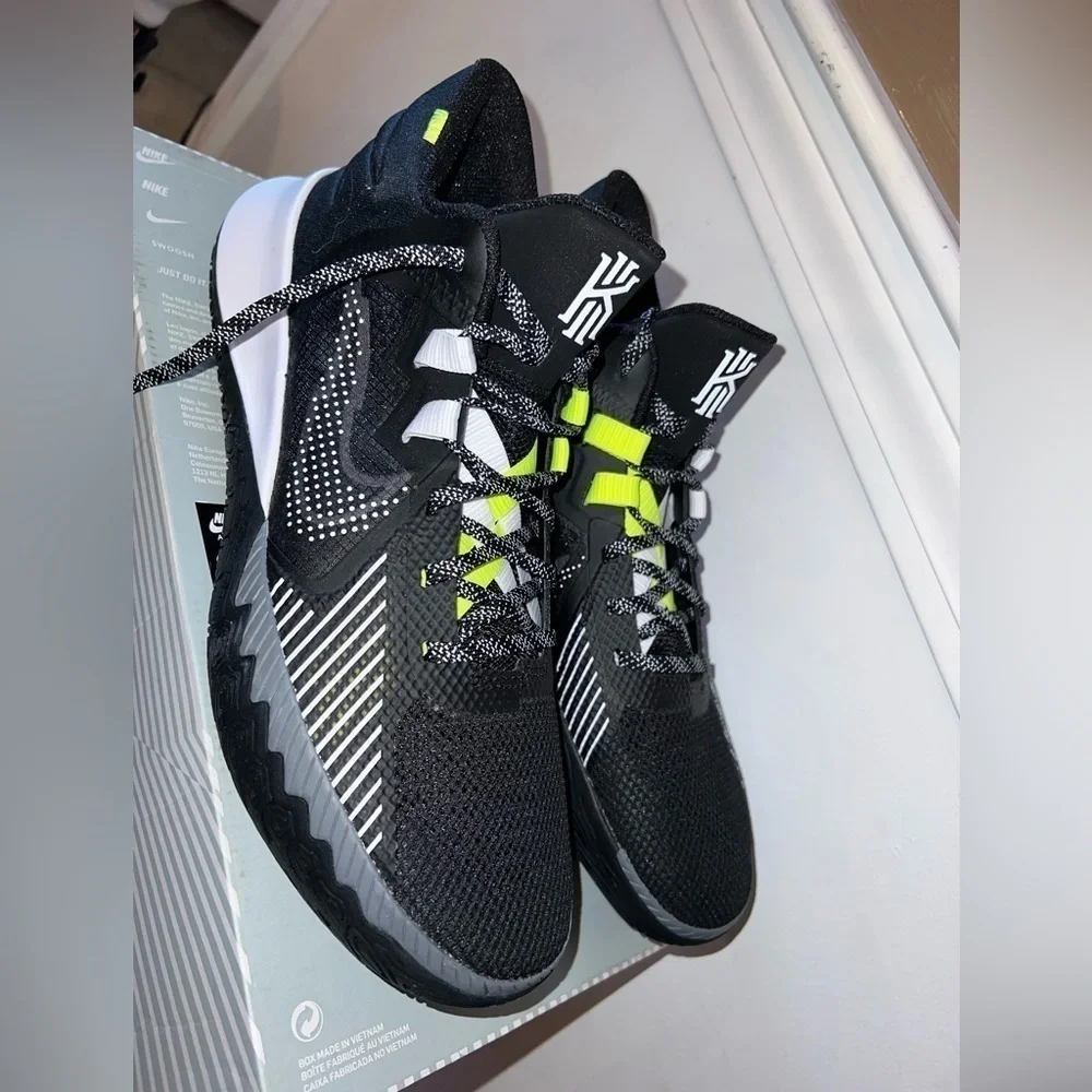 Nike Kyrie Flytrap V EP Black White Basketball DC8991-002 Men Size 14