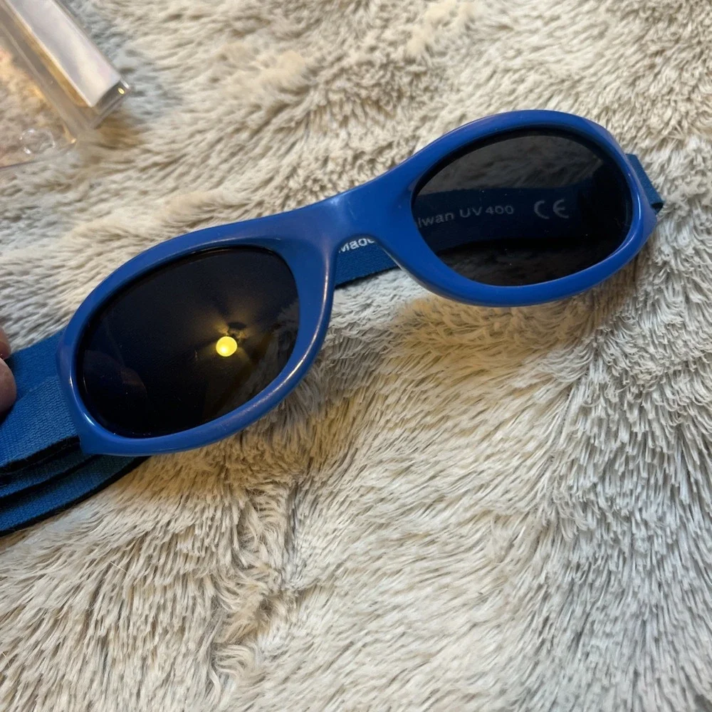 UVeez Baby Sunglasses W/ Attached Soft Strap Blue With Case 100% UV Protection