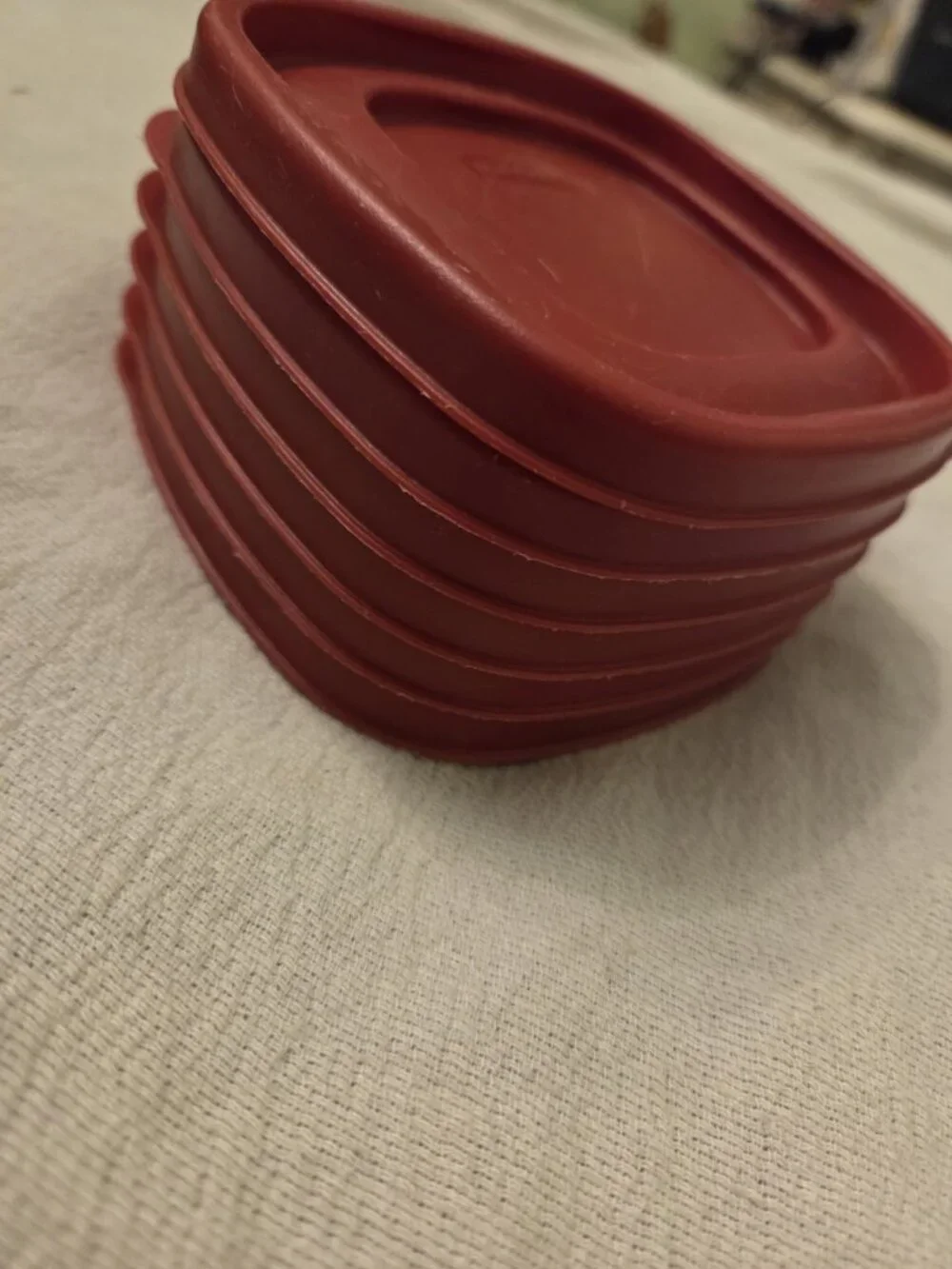 Rubbermaid replacement lids