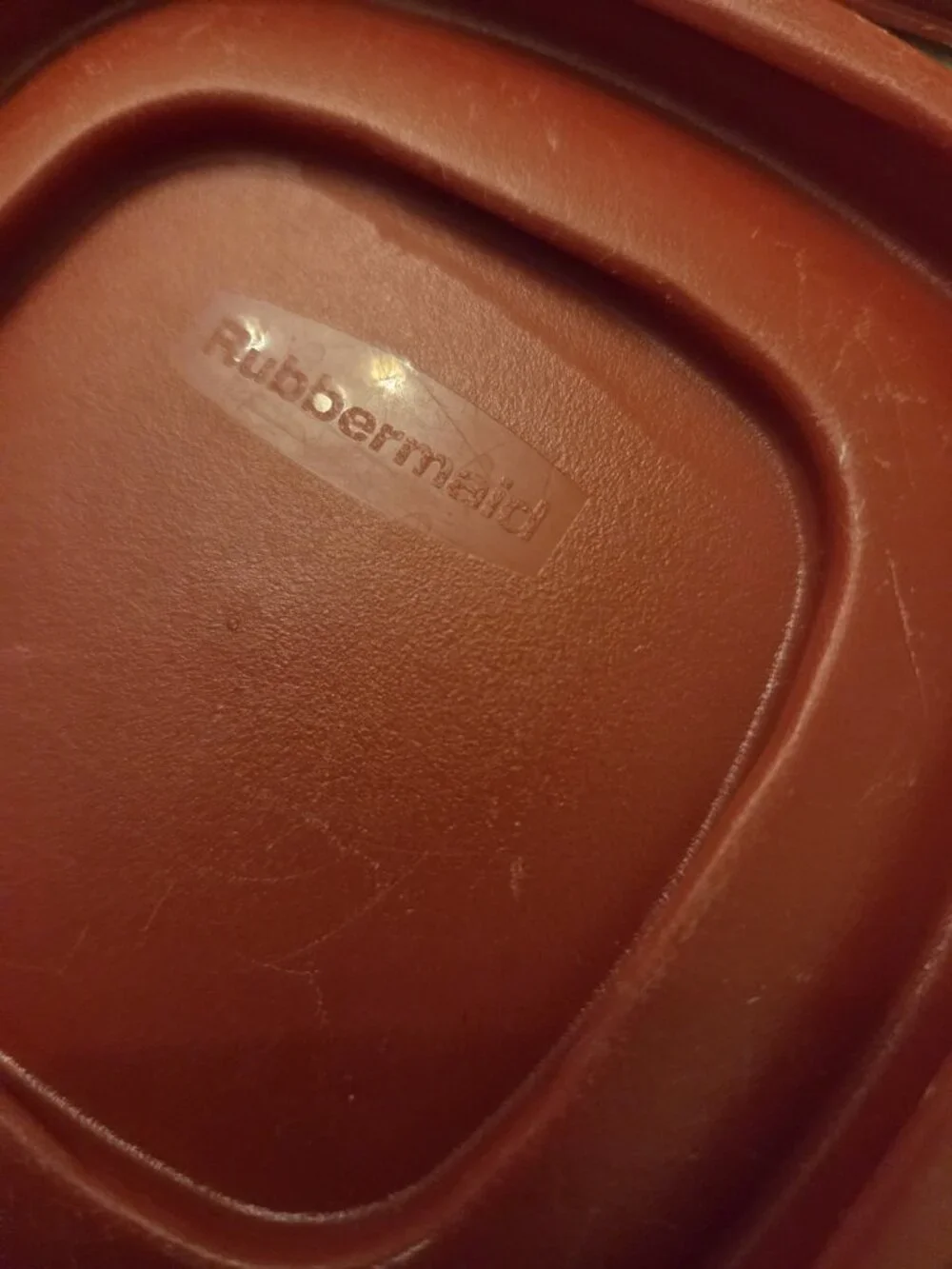 Rubbermaid replacement lids