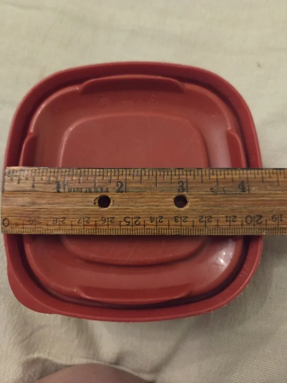Rubbermaid replacement lids