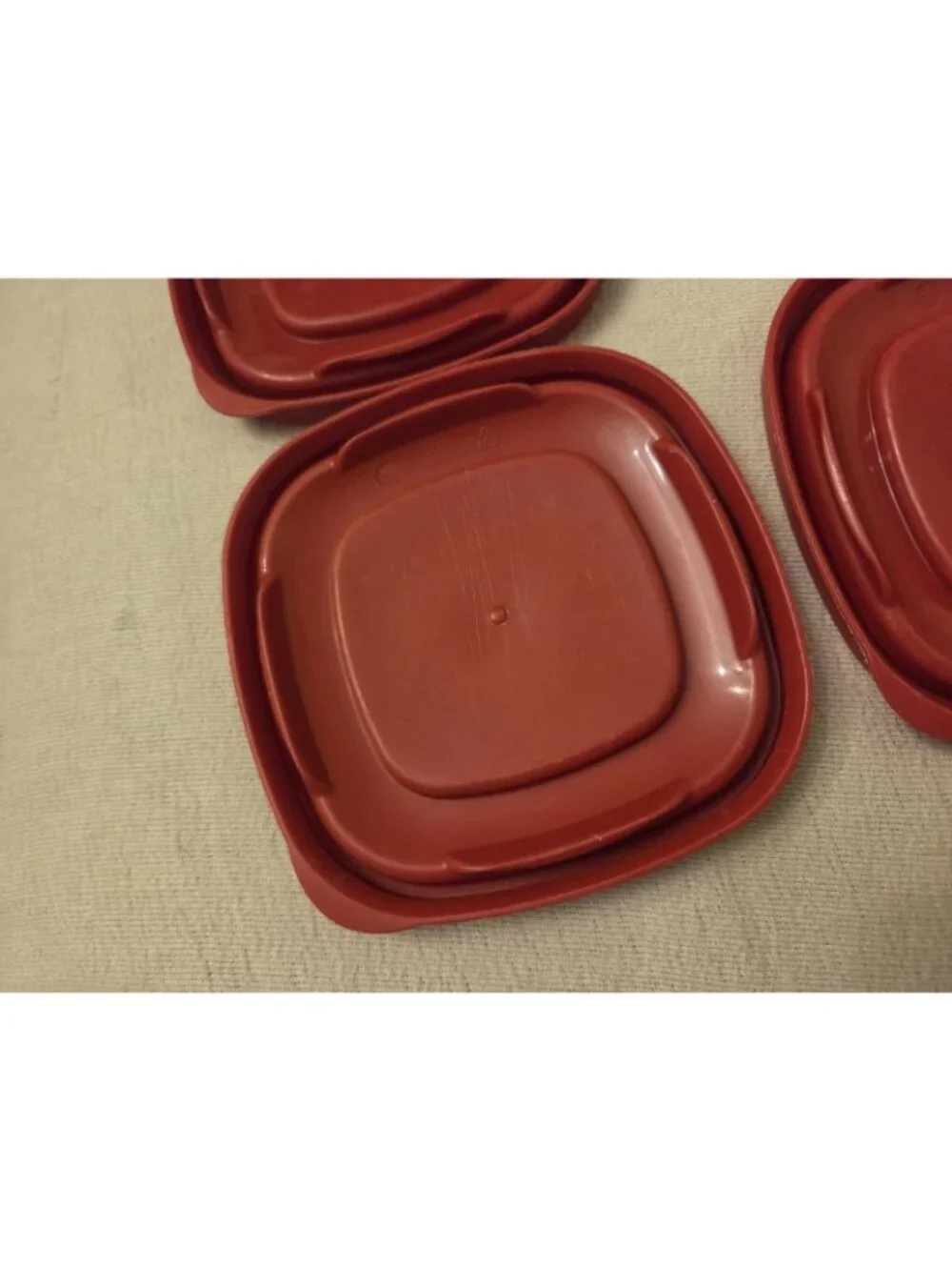 Rubbermaid replacement lids