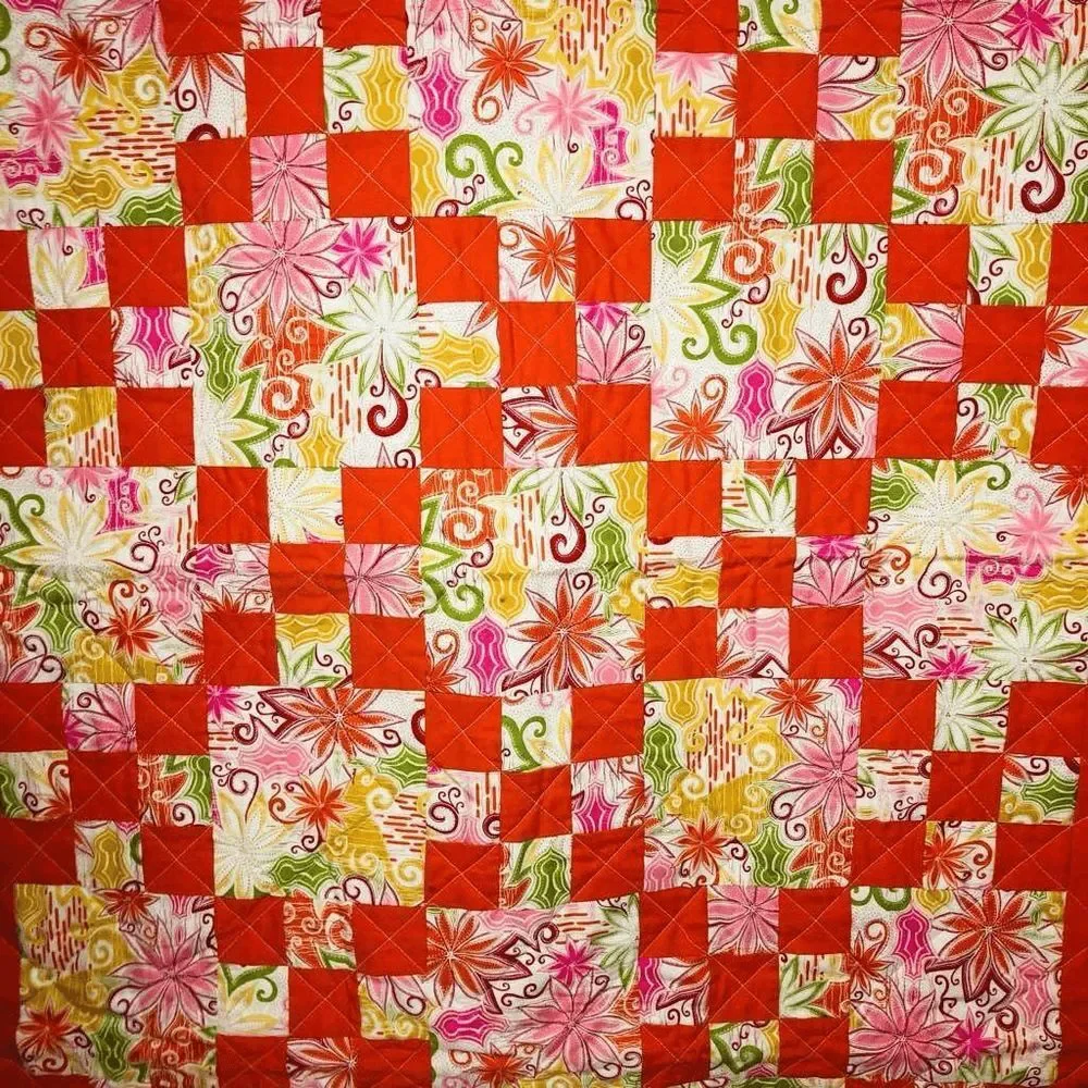 Hand  made quilt blanket 41”x53” feligreses & flowers pattern Orange