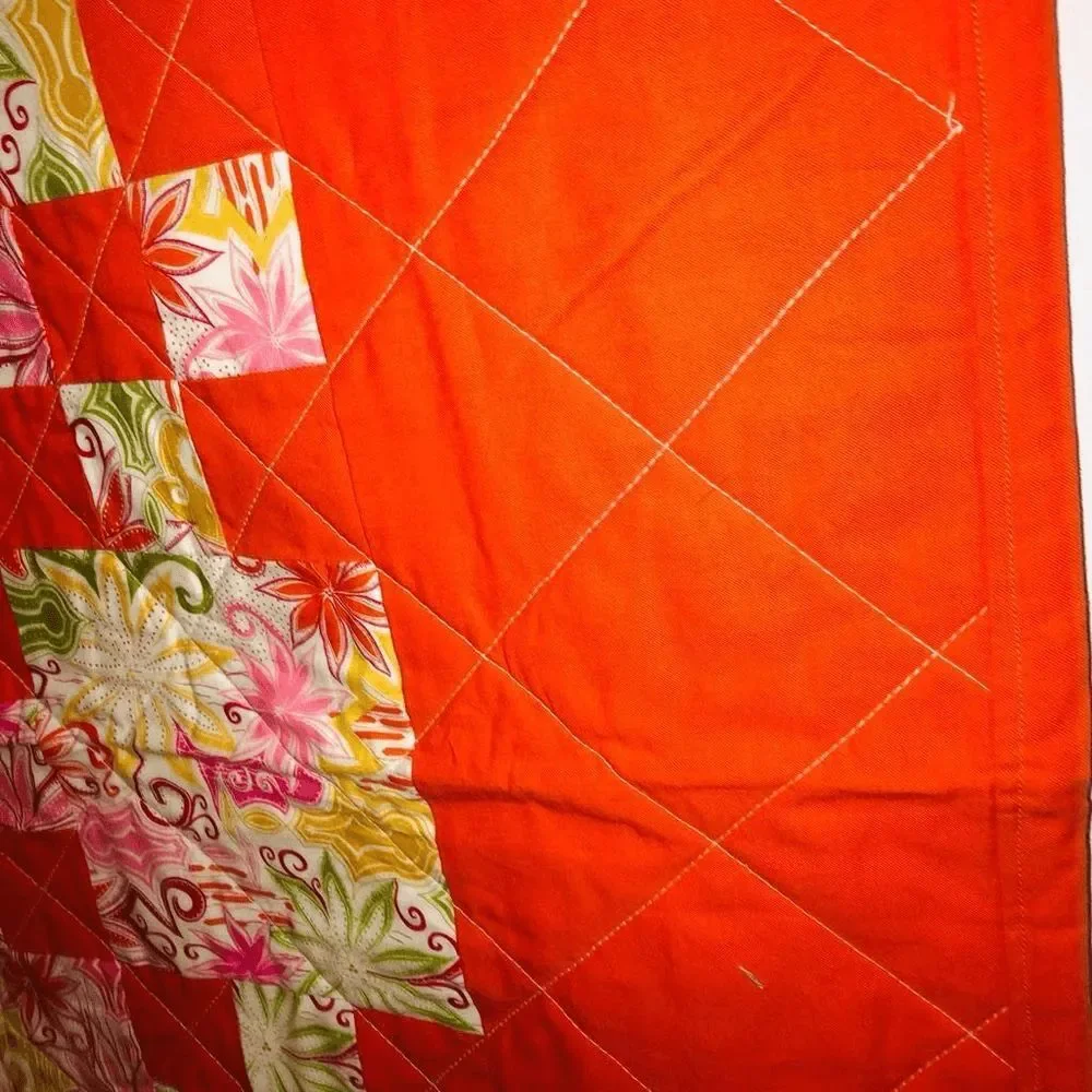 Hand  made quilt blanket 41”x53” feligreses & flowers pattern Orange