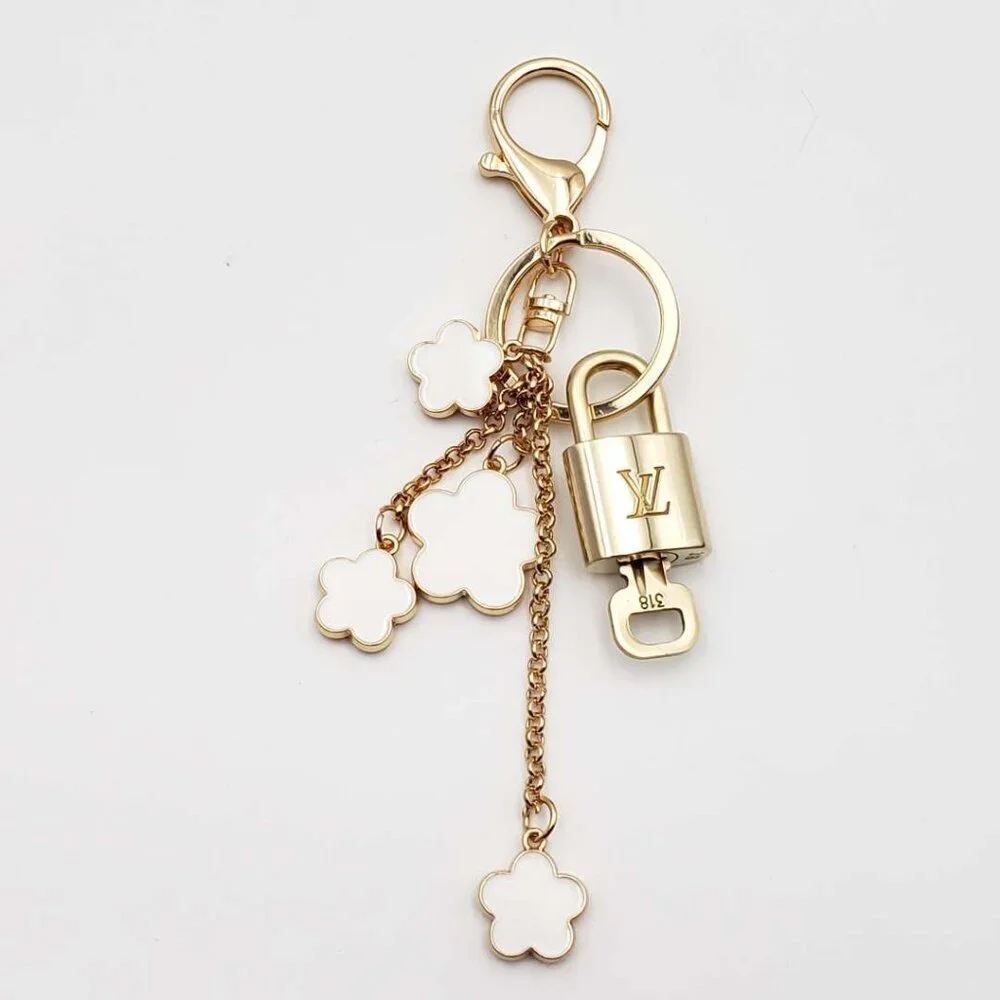 Louis Vuitton Gold Padlock 🔒 Key Set Authentic LV w/ Unbranded Flower Keychain